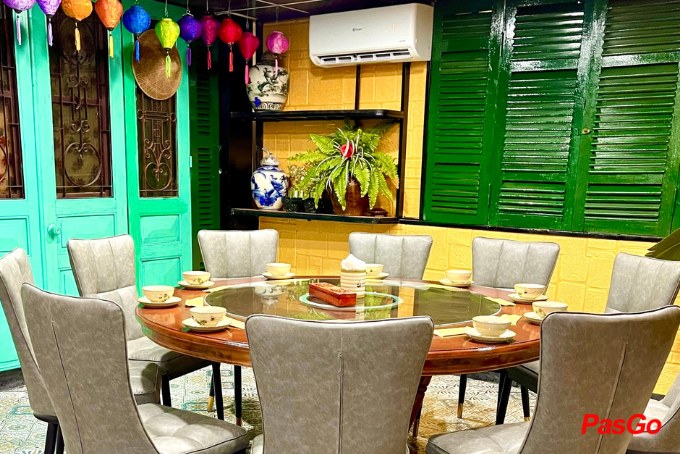 Quán Họ Hứa - Tố Hữu-1